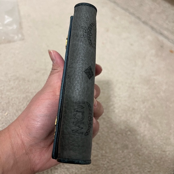 Authentic M C M trifold wallet - Picture 7 of 13